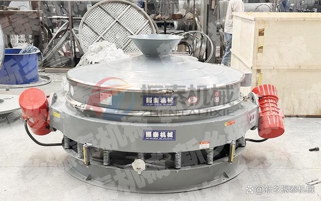 PVC钙粉直排振动筛出口到玻利维亚，客户高度认可